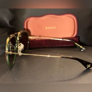 Men’s Gucci sunglasses never used brand new